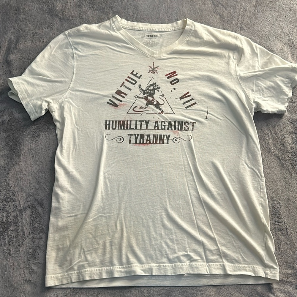 Express graphic v-neck